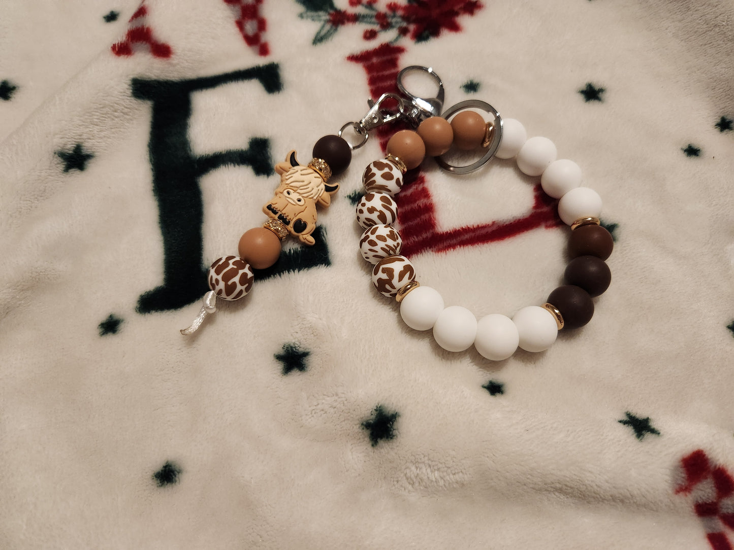 Hyland Cow Wristlet Keychain Set
